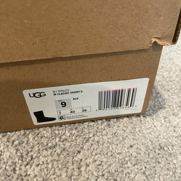 UGG classic short II boots - Picture 5 of 5